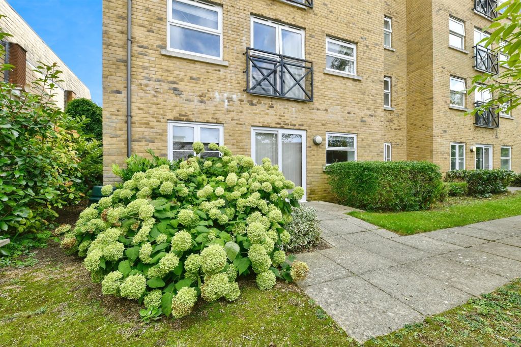 Property photo 1 of 14