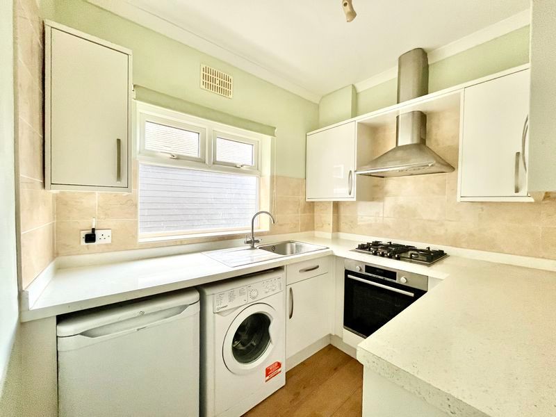 Property photo 2 of 10 Photo 5