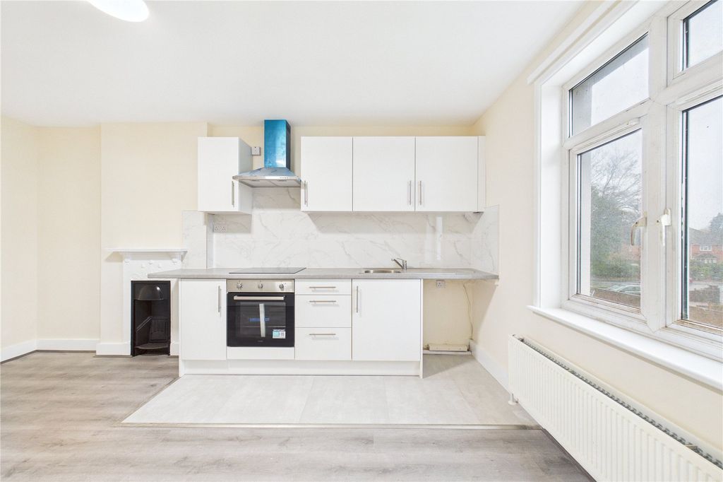 Property photo 3 of 11 Picture No. 06