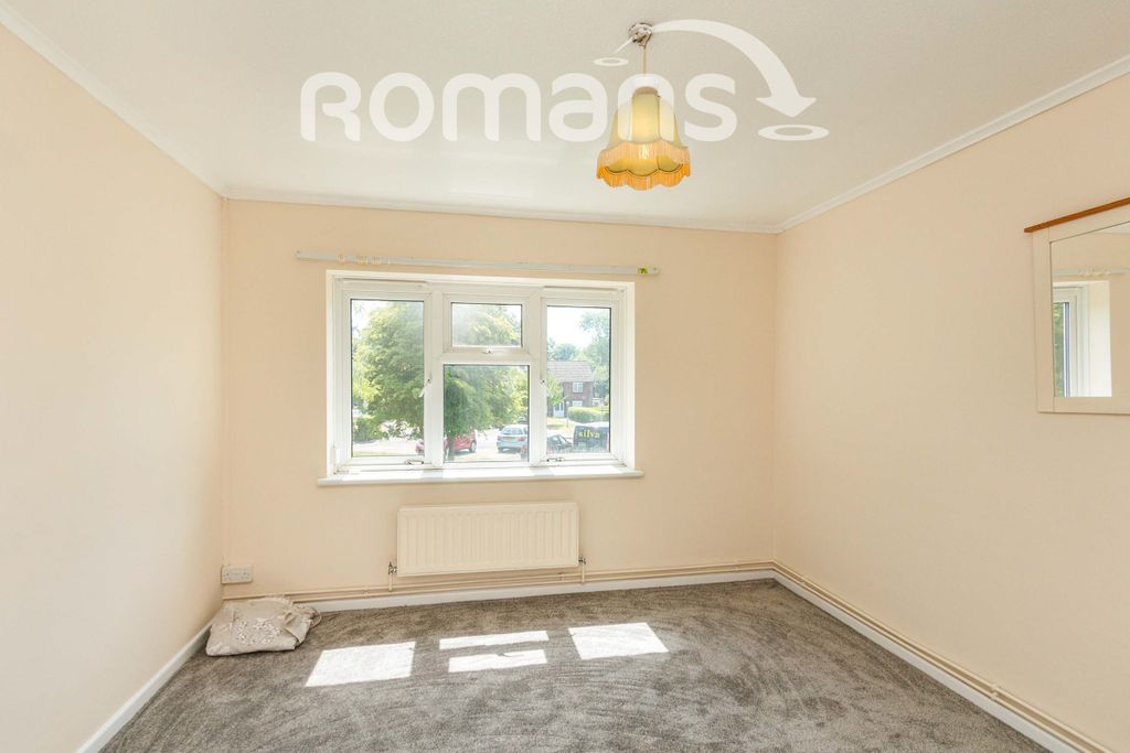 Property photo 3 of 10 3