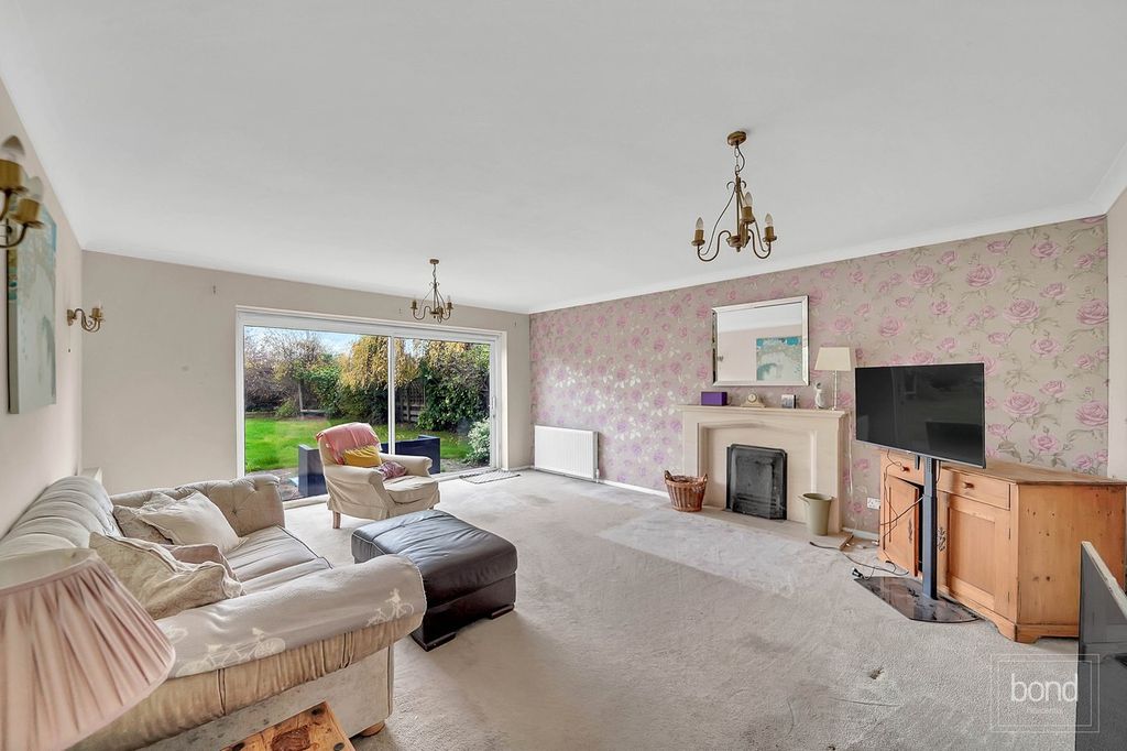 Property photo 3 of 24