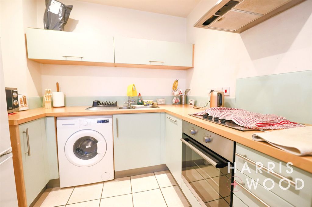 Property photo 3 of 6 Picture No. 05