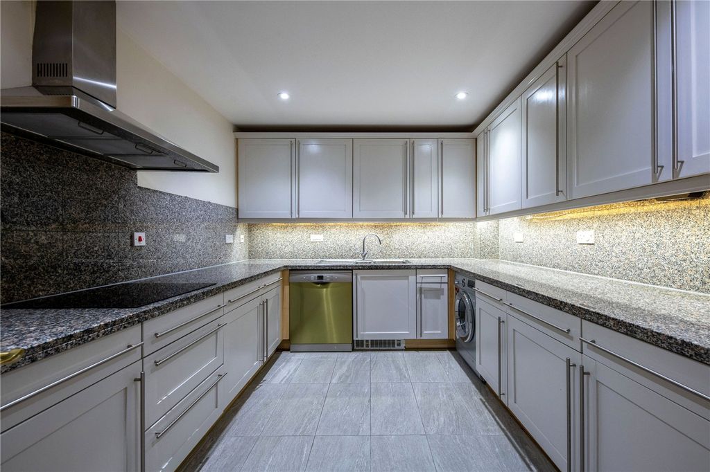 Property photo 3 of 13 Kitchen