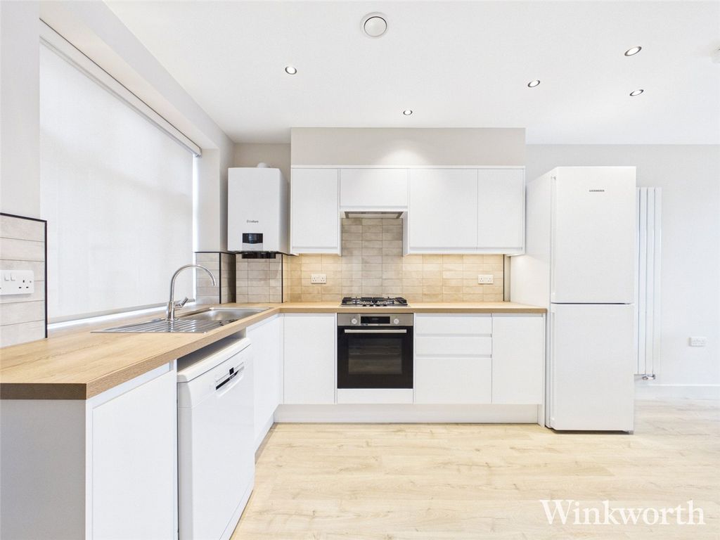 Property photo 1 of 15 Picture No. 05