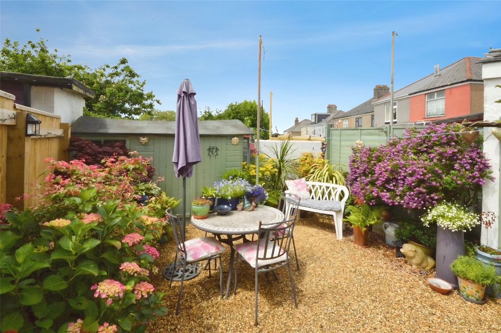 Property photo 3 of 16 Picture No. 25