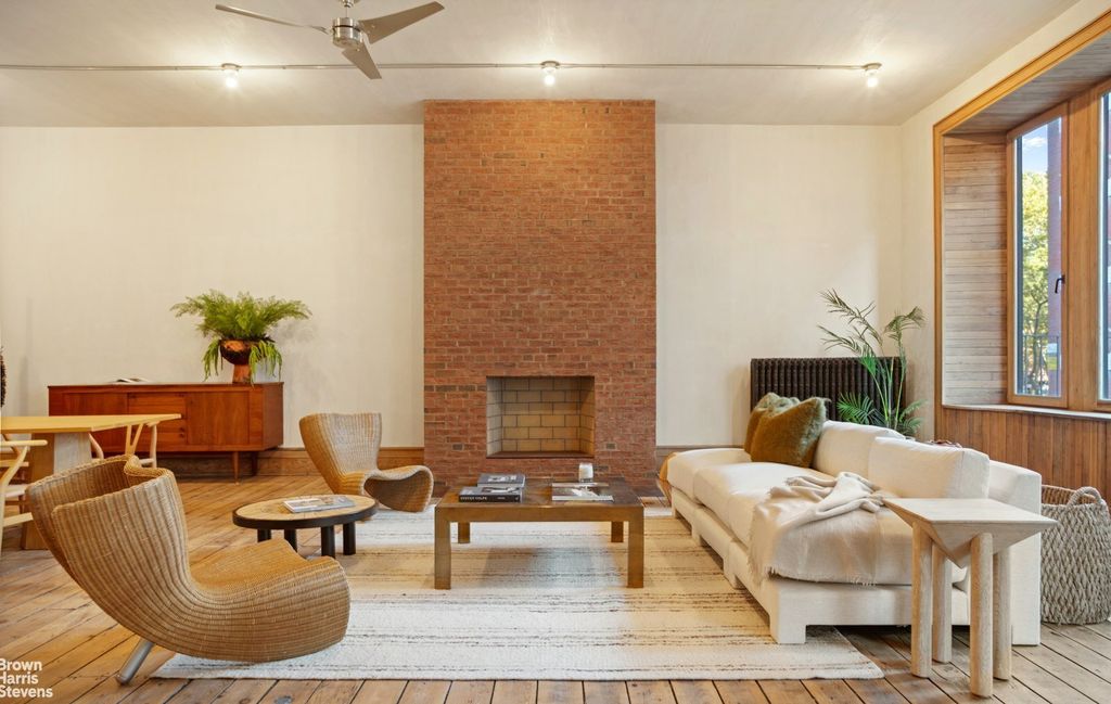 Property photo 2 of 12 <Alttext/>