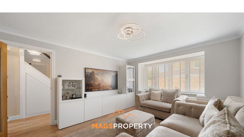 Property photo 2 of 29