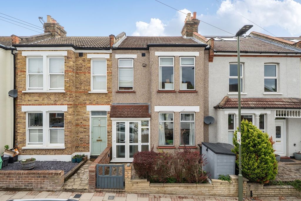 Property photo 1 of 13