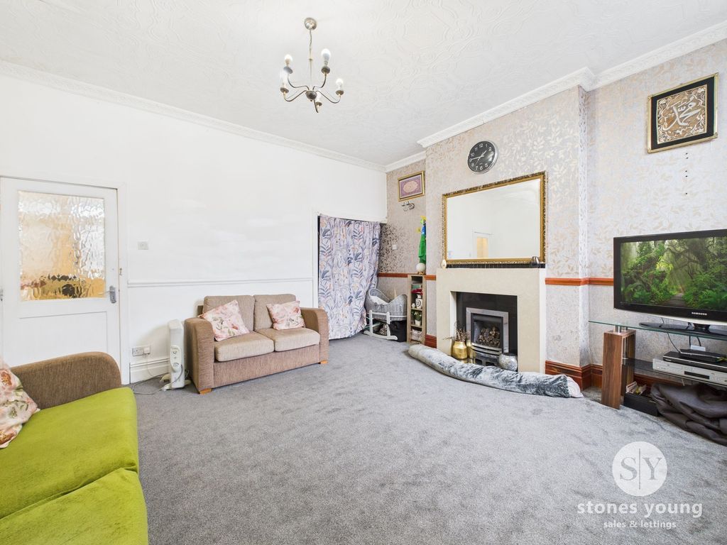 Property photo 3 of 16