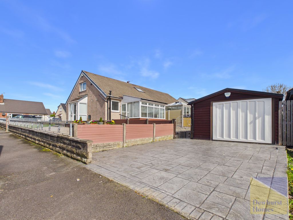 Property photo 2 of 16