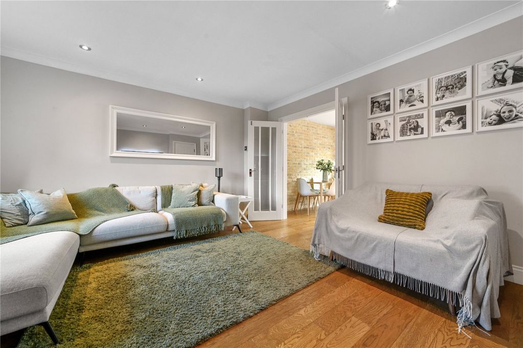 Property photo 3 of 20 Picture No. 08