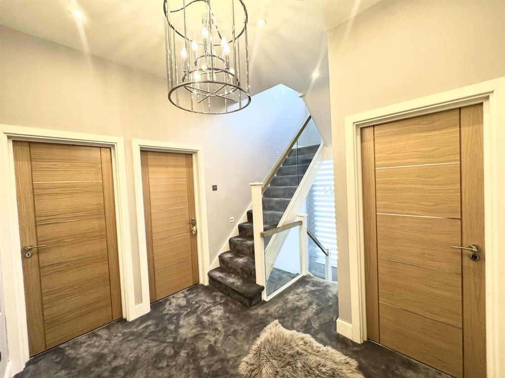 Additional image 35 of 5 bed semi-detached house for saleCheyne Walk, Croydon CR0