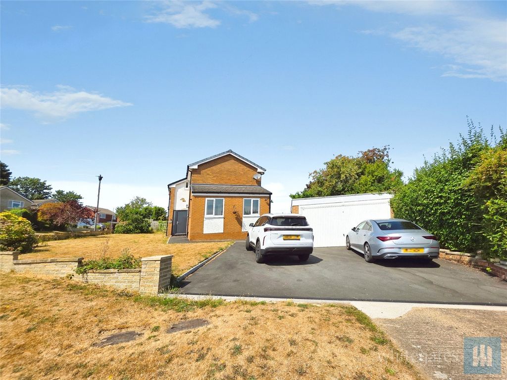 Property photo 1 of 54 Picture No. 15