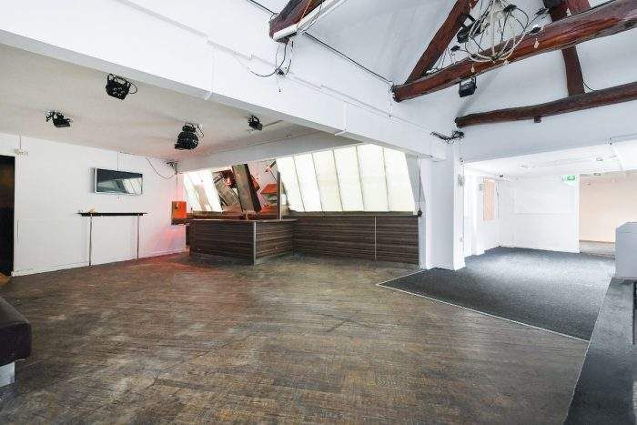 Property photo 3 of 4