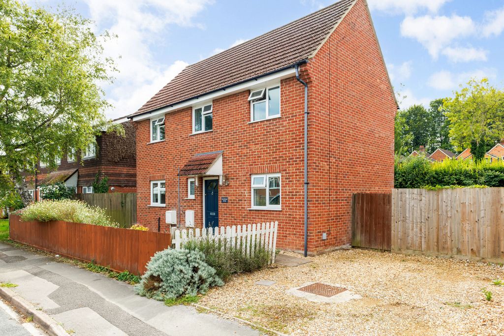 Property photo 1 of 12