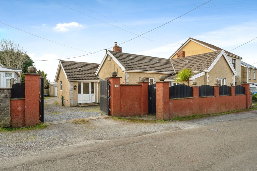 Property photo 1 of 19 Photography