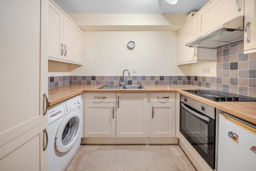 Property photo 2 of 12 Picture No. 07