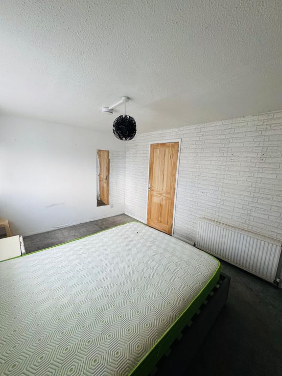Property photo 3 of 17 Gallery