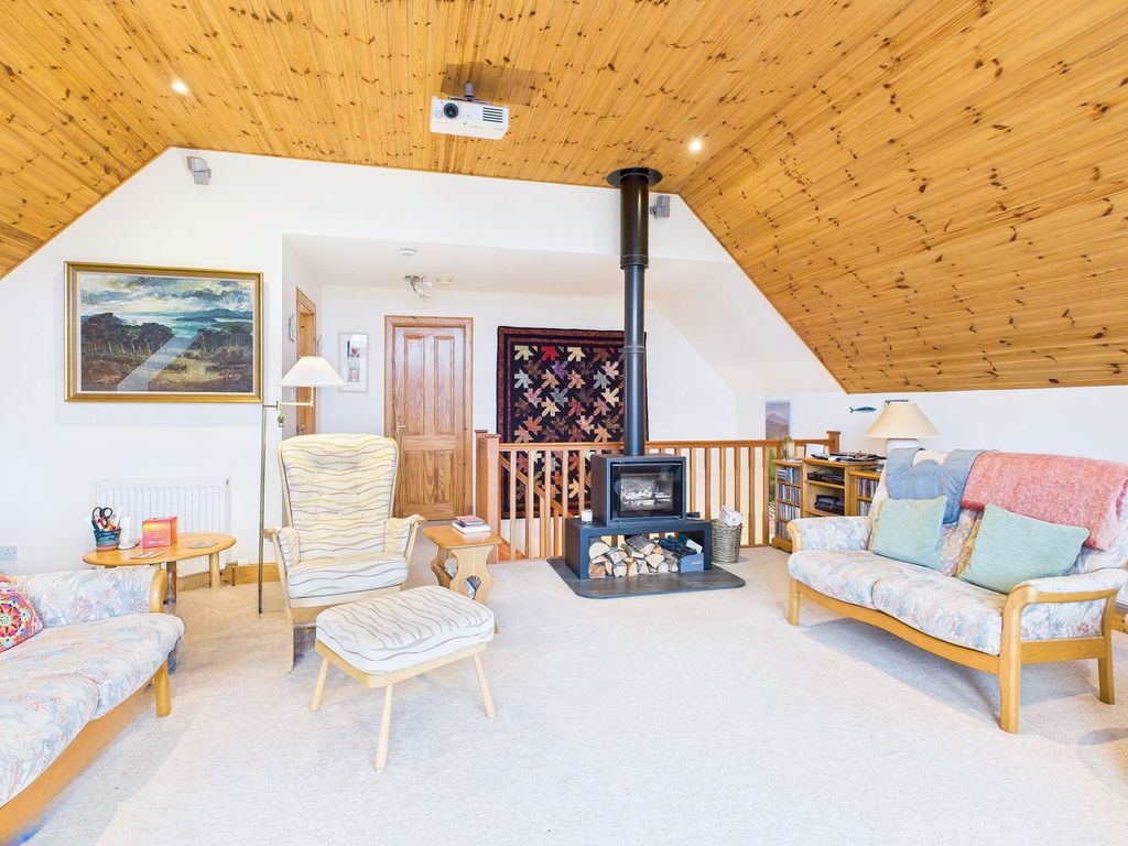 Property photo 3 of 46