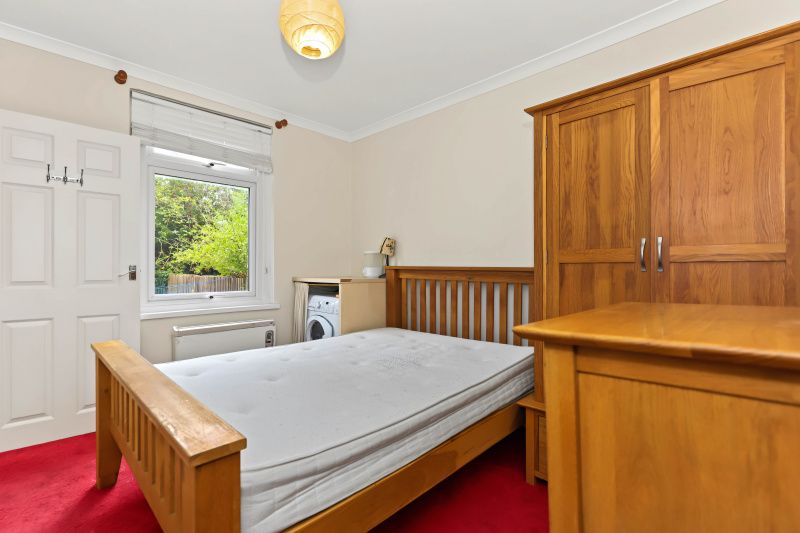 Property photo 3 of 9 Bedroom