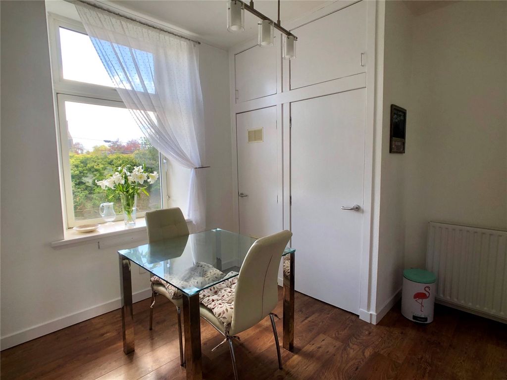 Property photo 2 of 9 Photo 2