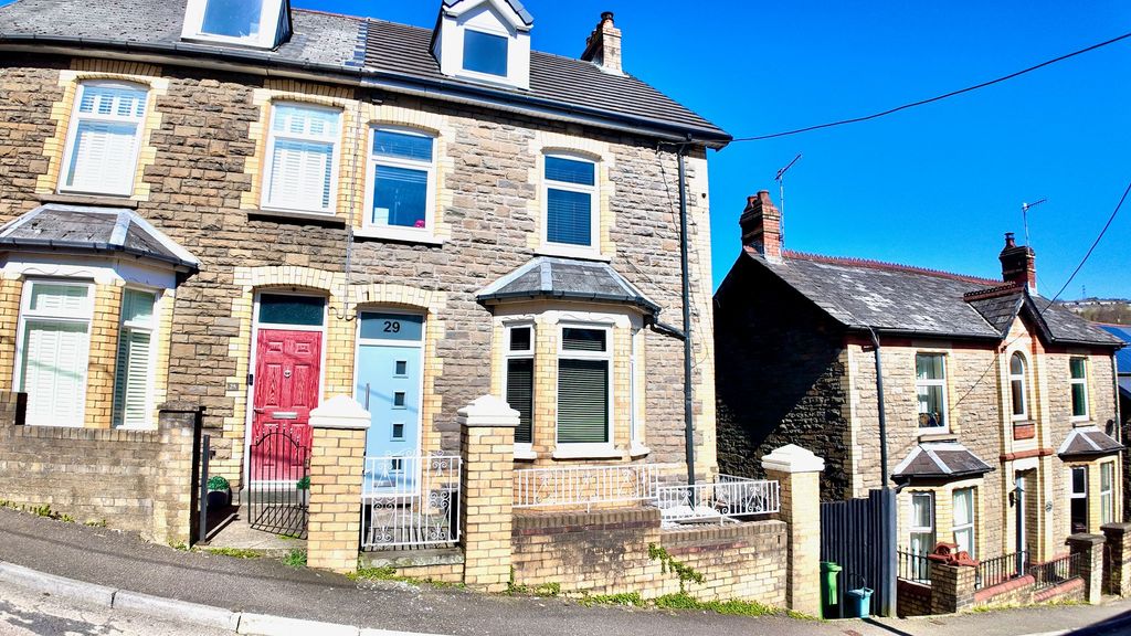 Additional image 6 of 4 bed semi-detached house for saleHillside Road, Crumlin NP11