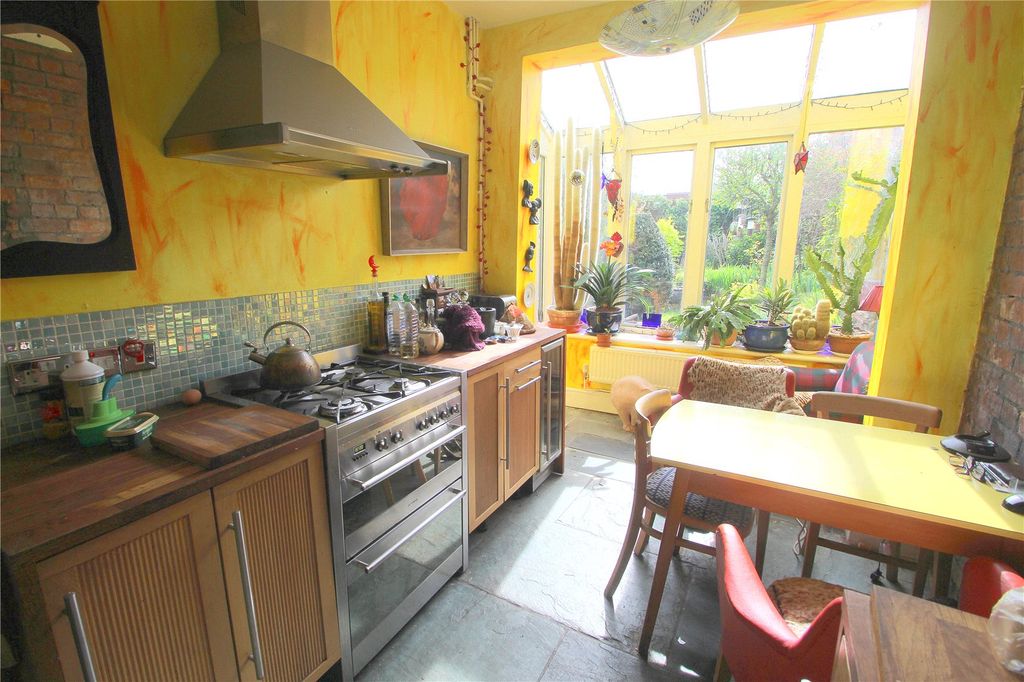 Property photo 1 of 14 Picture No. 08