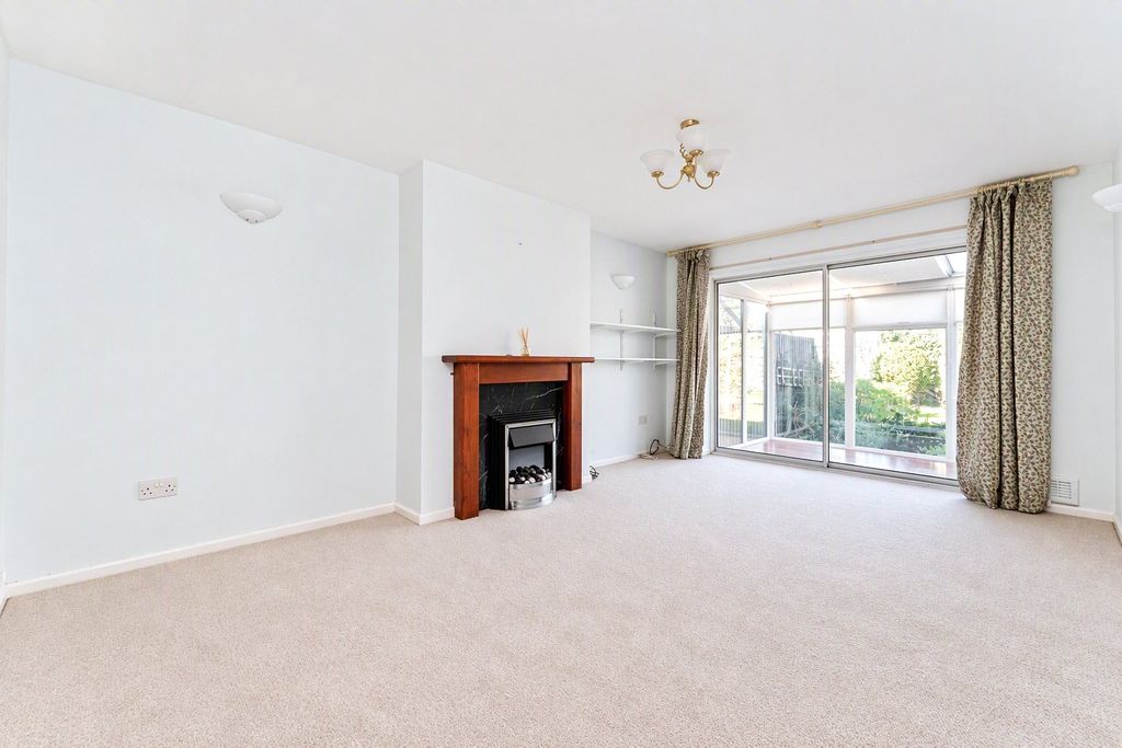 Property photo 3 of 22 Picture No. 35
