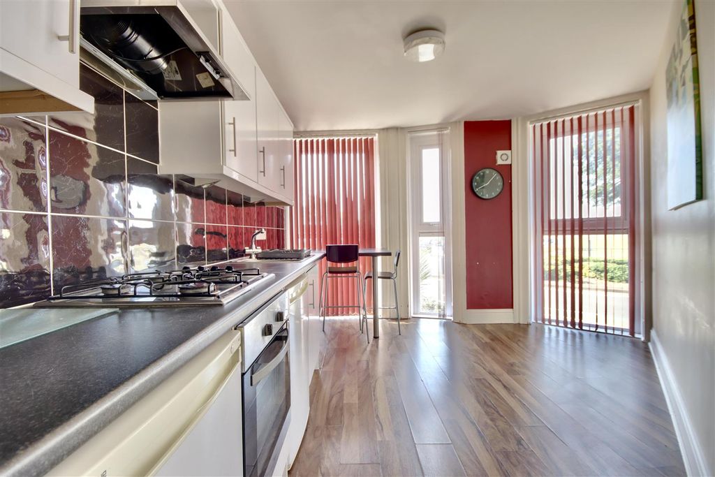Property photo 1 of 6 E95E05A6-C2Db-4585-A16D-33F947385Cae_1_201_A.Jpeg