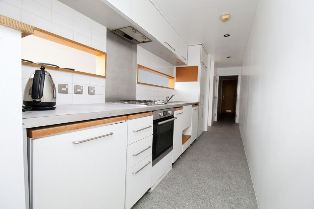 Property photo 1 of 23 Kitchen