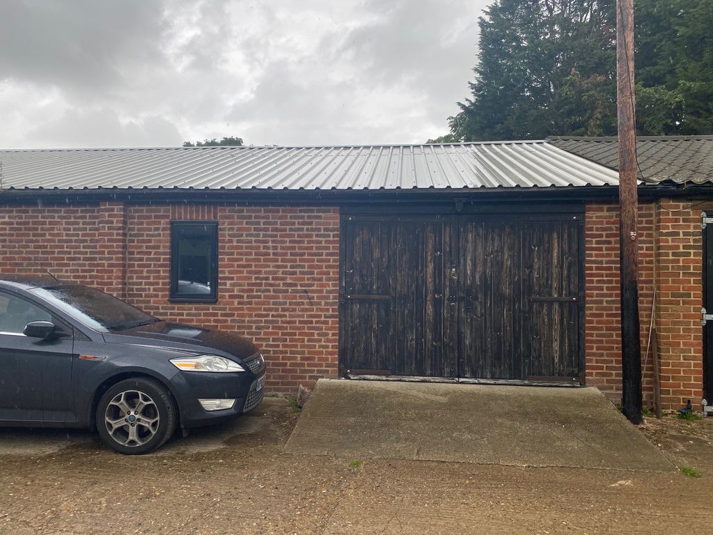 Property photo 1 of 4