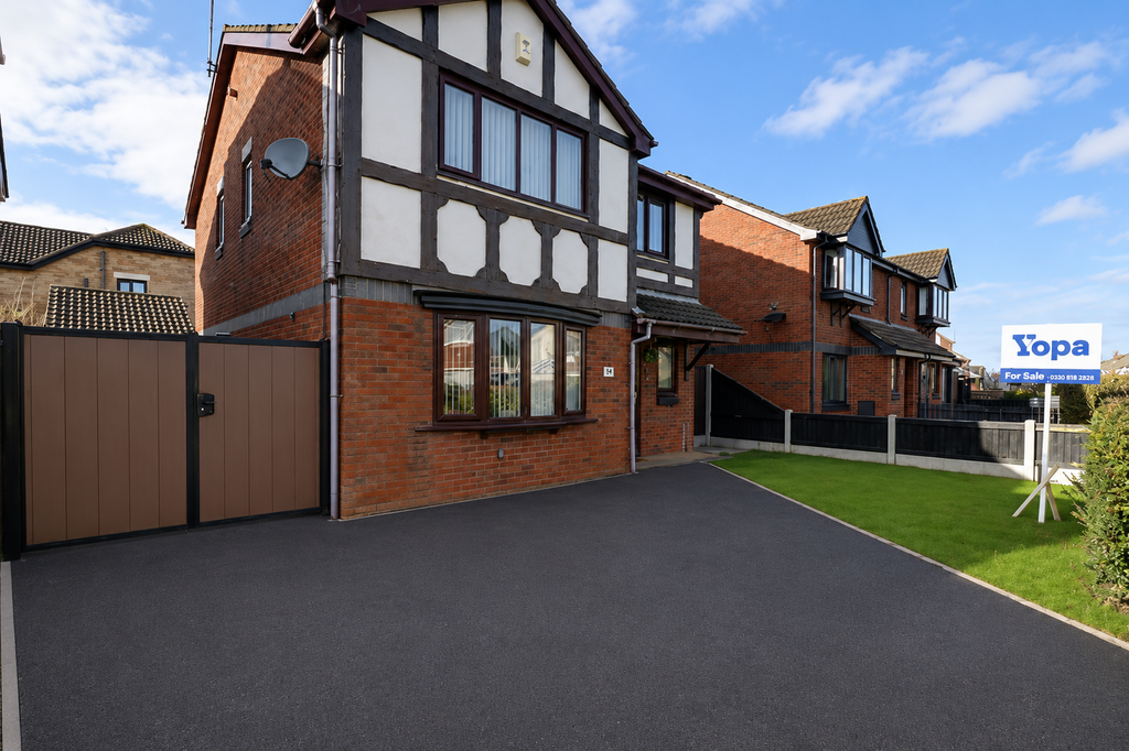 Property photo 1 of 18 Exterior Front