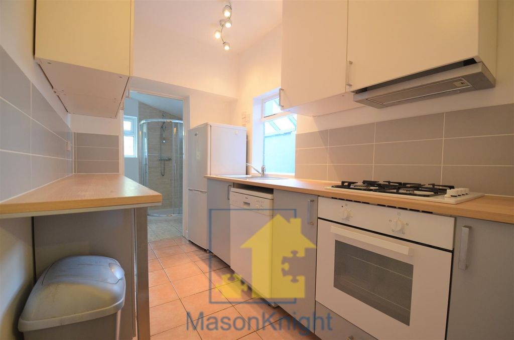 Property photo 1 of 11 Kitchen 1A.Jpg