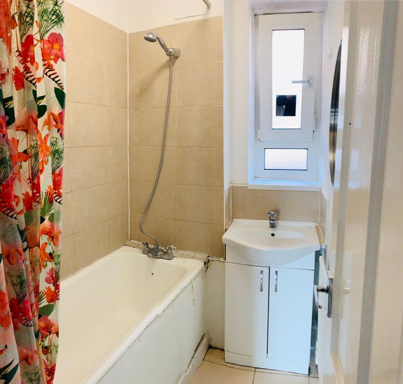 Property photo 2 of 3