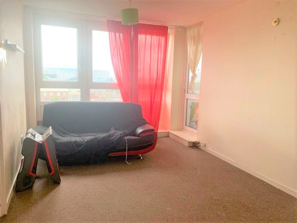 Property photo 3 of 5