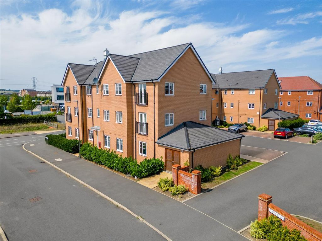 Property photo 1 of 12 Dji_0223-Hdr.Jpg