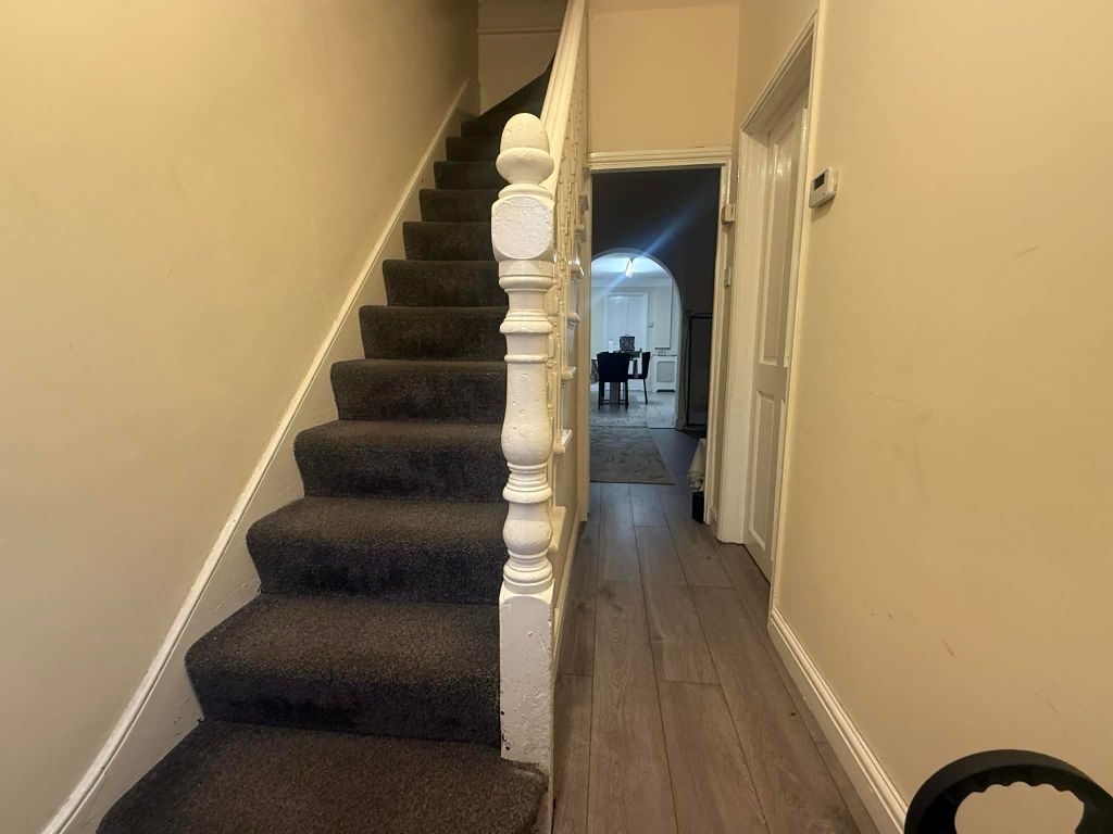 Property photo 2 of 12 Gallery