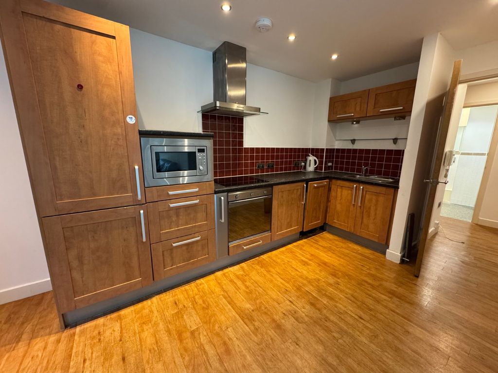 Property photo 2 of 7 Picture No. 13