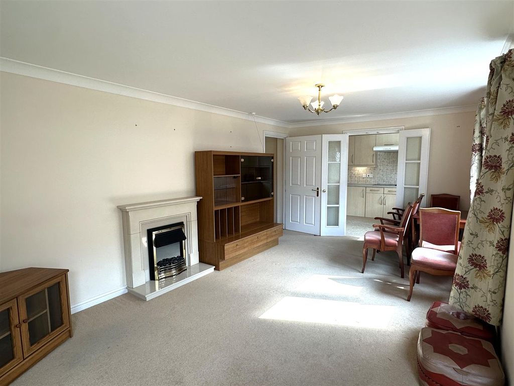 Property photo 2 of 8 Img_2583.Jpg