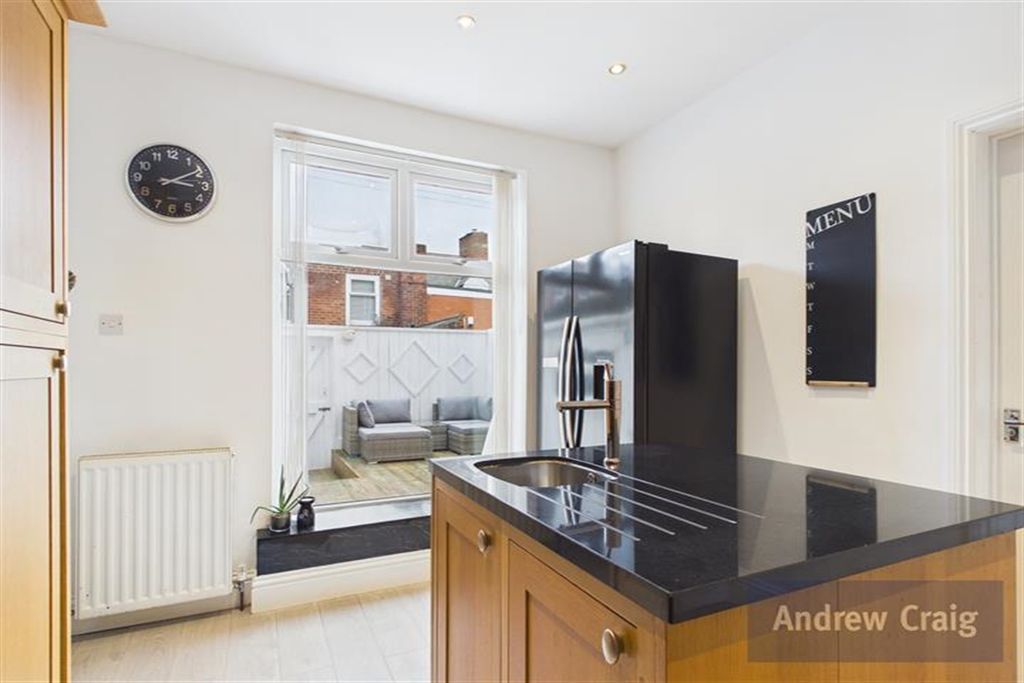 Property photo 1 of 19 (Main)