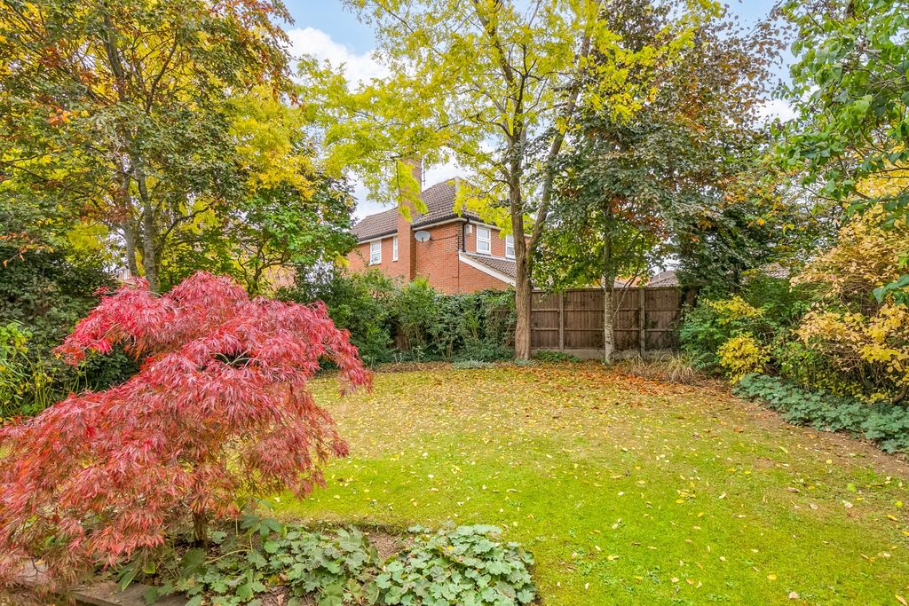 Property photo 2 of 21 4363953