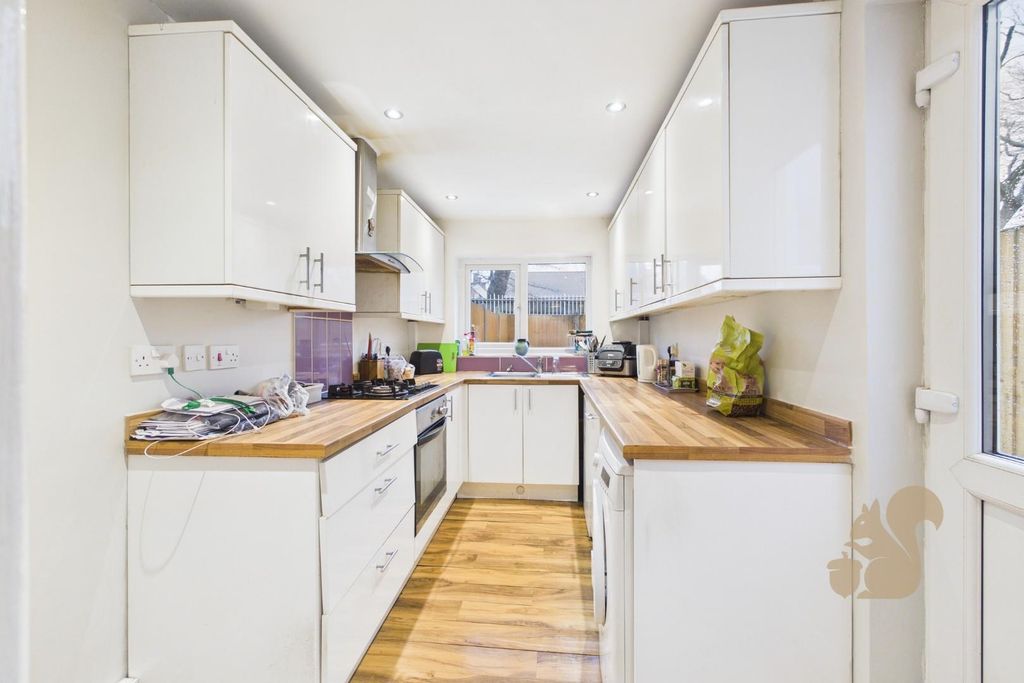 Property photo 3 of 13 Cam01254G0-Pr0397-Still002.Jpg