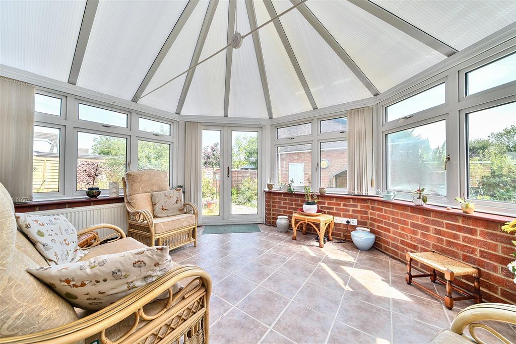 Property photo 3 of 17 3-681B583711d7F-1284732-Arw-3.Jpg