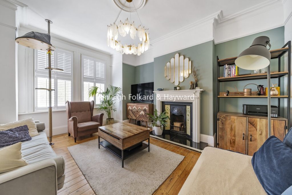 Property photo 1 of 17 128E7555-8813-443A-8