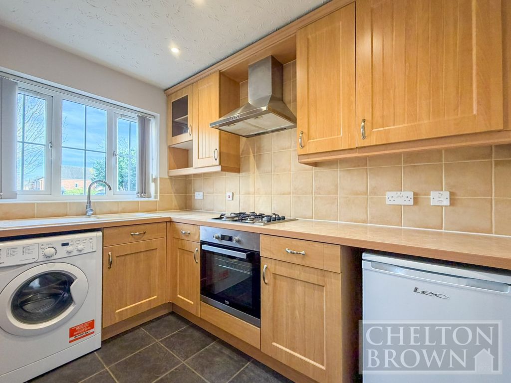 Property photo 2 of 24 Kitchen