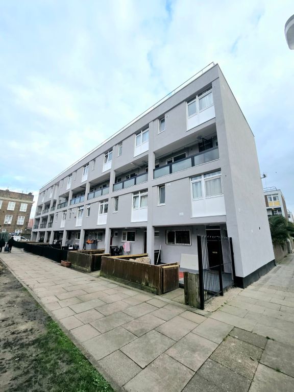 Property photo 2 of 6