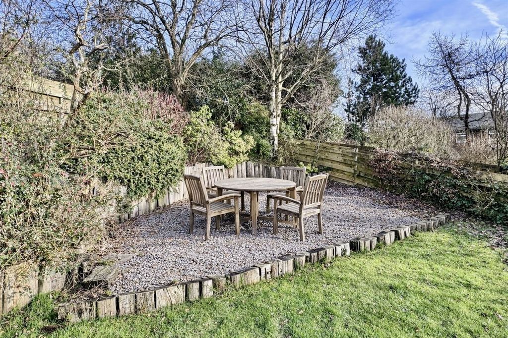 Additional image 37 of 5 bed detached house for saleHaywards Close, Glossop SK13