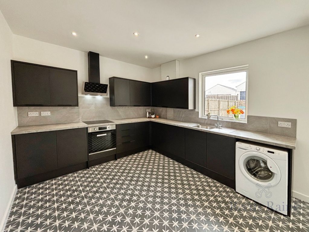 Property photo 3 of 14 Picture No. 08