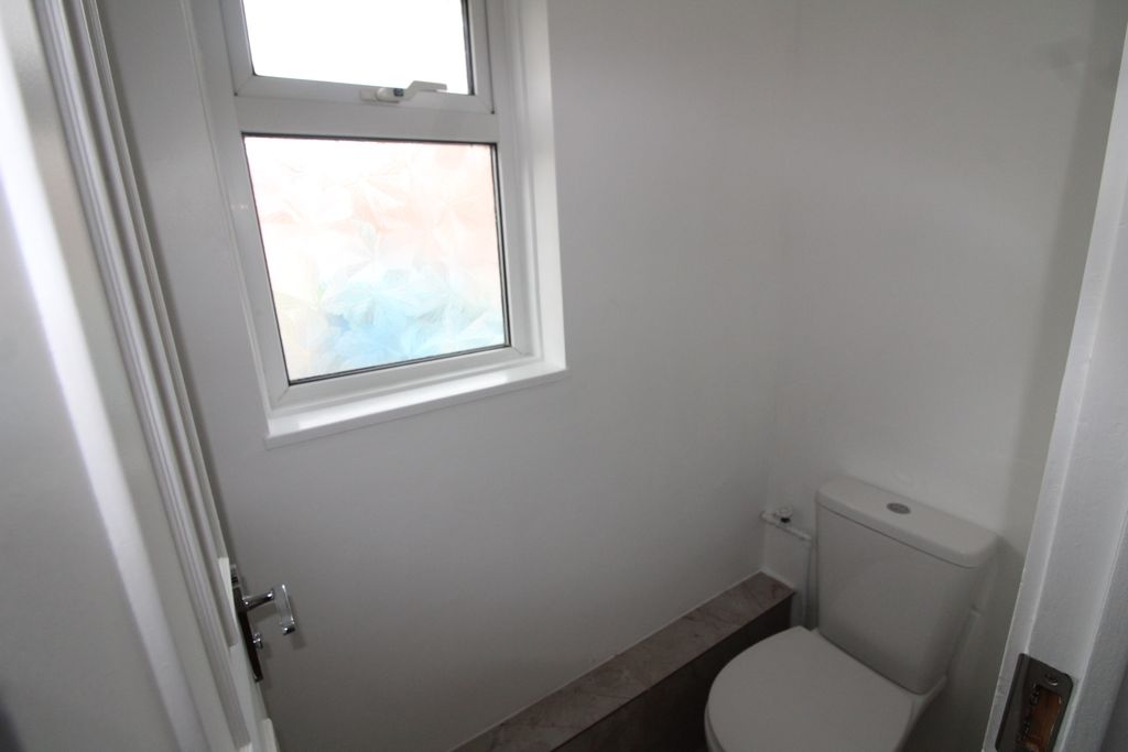 Property photo 3 of 29