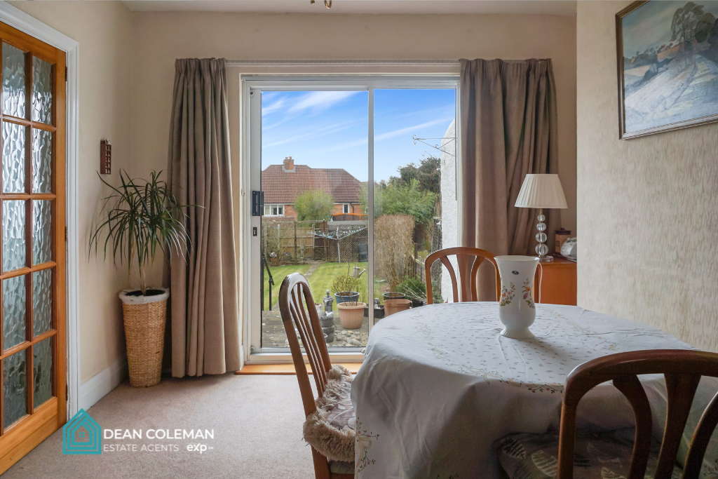 Property photo 3 of 14